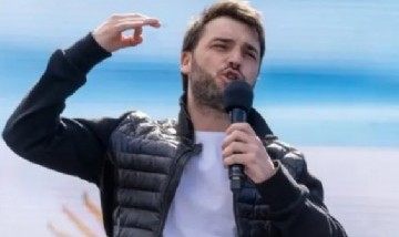 El gobernador de Chubut avisó: "No va a salir ni un barril más de petróleo para la Argentina"
