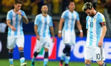 Argentina sale a la cancha contra Paraguay en un duelo clave para su futuro en la Copa América: hora, TV y formaciones.