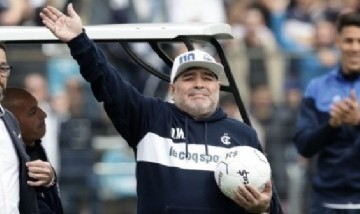Maradona: Quieren trasladar el cuerpo del astro y hacer un mausoleo para que sus fanáticos se puedan acercar