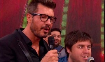 Marcelo Tinelli se emocionó en vivo con un artista callejero: enterate quién es