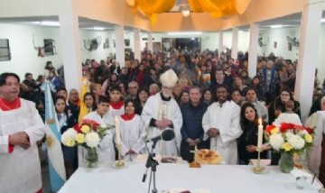 El intendente de Esteban Echeverría, Fernando Gray, acompañó la celebración de San Cayetano