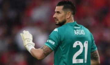 Gabriel Arias terminó el colegio a los 36 años: "Nunca es tarde para volver a estudiar"