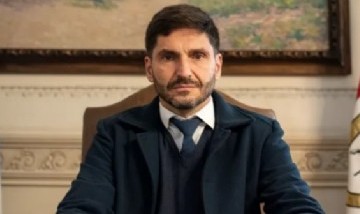 Pullaro congela salarios mientras los servicios se disparan hasta un 900 por ciento en Santa Fe