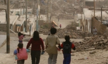 La indigencia entre niños y adolescentes saltó 90% en cuatro años