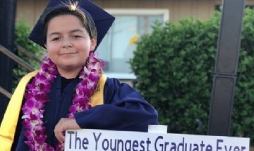 Niño genio: Joven de 13 años se graduó de cuatro tecnicaturas universitarias