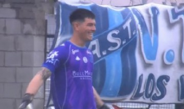 Joaquín Enrico marcó de arco a arco en San Telmo-Gimnasia de Jujuy