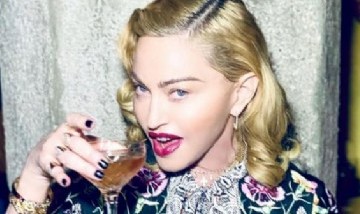 Madonna será la escritora y directora de su propia película biopic