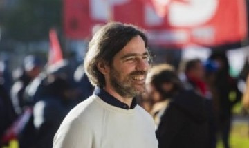 Del Caño convocó a la "Marcha de la Bronca" contra Milei y exigió terminar con la "pasividad" sindical