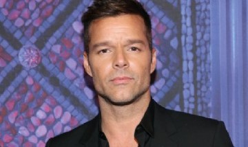 "Les pido por favor que recen": El duro golpe que atraviesa Ricky Martin