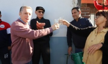 Fernando Gray inauguró obra de ampliación de red de agua potable en el barrio Santa Isabel