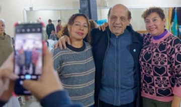 Con la presencia del intendente Juan José Mussi, la sociedad de fomento Plátanos festejó sus 69 años
