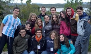 Encuesta revela que el 70 por ciento de los jóvenes argentinos se mantiene distante de la política