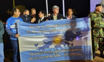 Posadas rindió homenaje a los ex combatientes ratificando la soberanía argentina sobre las islas del Atlántico Sur