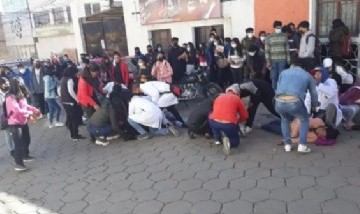 Bolivia: una asamblea universitaria termina en una avalancha humana y causa 4 muertos