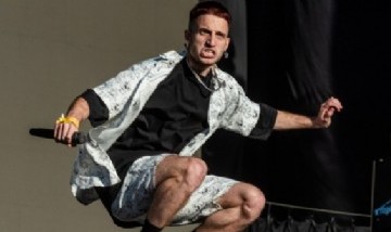 Wos anunció que presentará "Descartable" en el estadio de Racing Club de Avellaneda