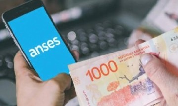 Un juez federal avaló que jóvenes de 16 y 17 años puedan cobrar y administrar su Asignación Universal