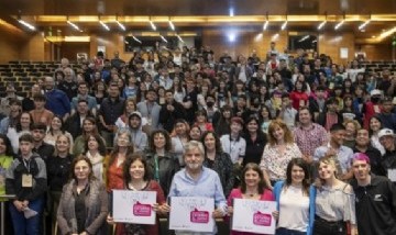Unos 150 jóvenes de todo el país participaron del foro sobre cambio climático "Estamos al horno"