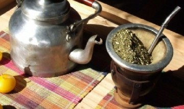 Amenazan con prohibir la venta de yerba mate para evitar más contagios de coronavirus