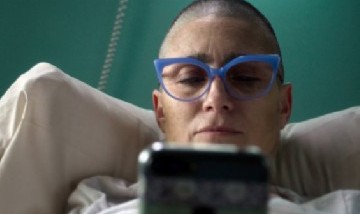 Netflix: la película sobre el caso real de una mujer que le escribió un libro a su hijo antes de morir
