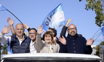 En la recta final: Grindetti cierra su campaña con una caravana y acto junto a Bullrich