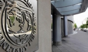 Funcionarios de Economía y técnicos del FMI trabajan para fortalecer programa argentino