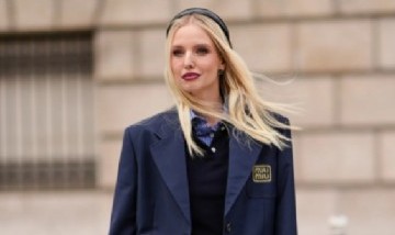 Todo lo que necesitás para un look perfecto esta temporada es un blazer azul