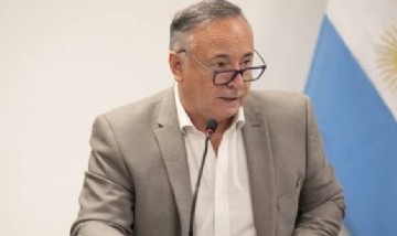 Accastello recorrió la futura Casa del Estudiante de Villa María que alojará hasta 90 jóvenes del interior