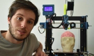 Jóvenes emprendedores: los estudiantes que imprimen prótesis en 3D para animales discapacitados