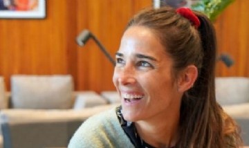 Juana Viale se cambió el look y sorprendió con su gran parecido a Paola Krum
