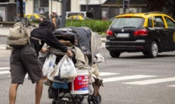 Para la UCA, la pobreza llegó a 49,9% en el tercer trimestre y afecta a 23,2 millones de argentinos