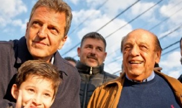 En un efusivo respaldo a Massa, Juan José Mussi le marcó la cancha a los intendentes de UP