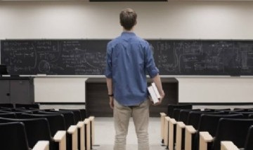 Un profesor universitario detectó que sus alumnos usaron ChatGPT en un examen