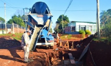 Posadas: se realizan obras de entubamiento en el barrio San Onofre