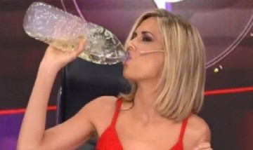 La durísima tapa de una revista contra Viviana Canosa tratándola de "rebeldía hueca"