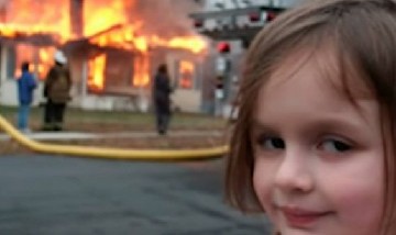 Cuál es la fortuna que recaudó la nena que protagonizó uno de los memes más famosos del mundo