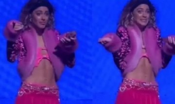 Tini Stoessel se olvidó la letra de una canción en pleno show y se volvió viral