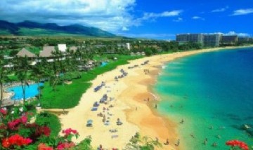 Tres islas hawaianas permitirán que los turistas viajen a hacer la cuarentena allí