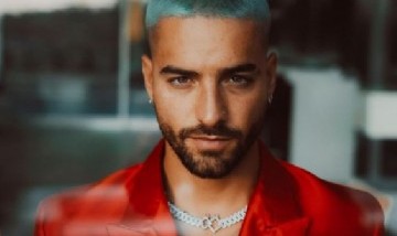 Maluma se convierte en el primer hombre en ser figura de tapa de la revista Elle