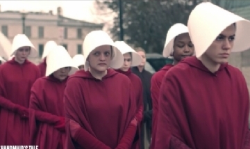 The Handmaid"s Tale retrasa el estreno de su cuarta temporada