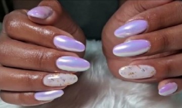 Las uñas "Lumie Chrome": Un efecto que hará que tus manos no pasen desapercibidas