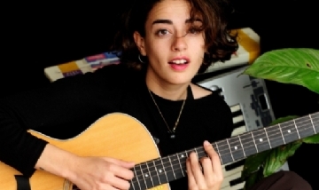 Zoe Gotusso: "El machismo de la música está cambiando de a poco"