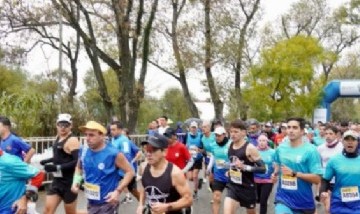 Más de 1.600 corredores participaron de la carrera 10K y 3K en la Costanera de Zárate