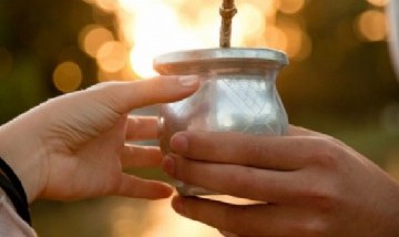 Argentinos alegres: Un estudio asegura que el mate nos hace personas más felices