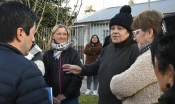 Nardini inauguró junto a los vecinos la pavimentación de la calle Galileo Galilei