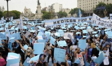 Aborto legal: la Mayoría Celeste marchó en todo el país