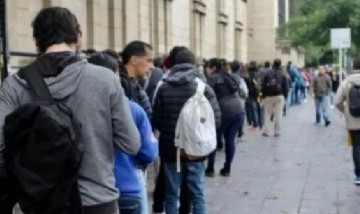 Preocupante: Crece la desocupación y cae el empleo urbano en Argentina