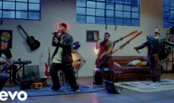 MYA, Rusherking - MYA LIVE P1: Chanel de Coco (Official Video)