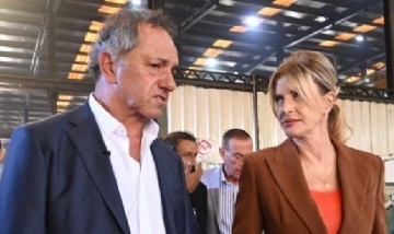 Cañuelas: Daniel Scioli recorrió el parque industrial junto a la intendenta Marisa Fassi