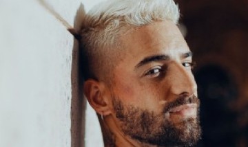 Maluma enterneció a todos con un noble gesto hacia una fanática en un concierto