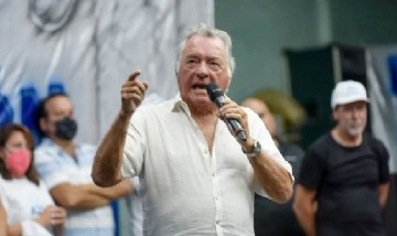 Luis Barrionuevo: "Milei está solo, no entiende nada de política"